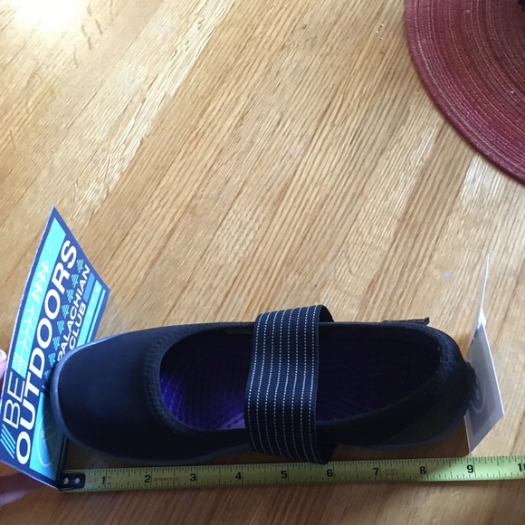 Crocs - Picture 7 of 10